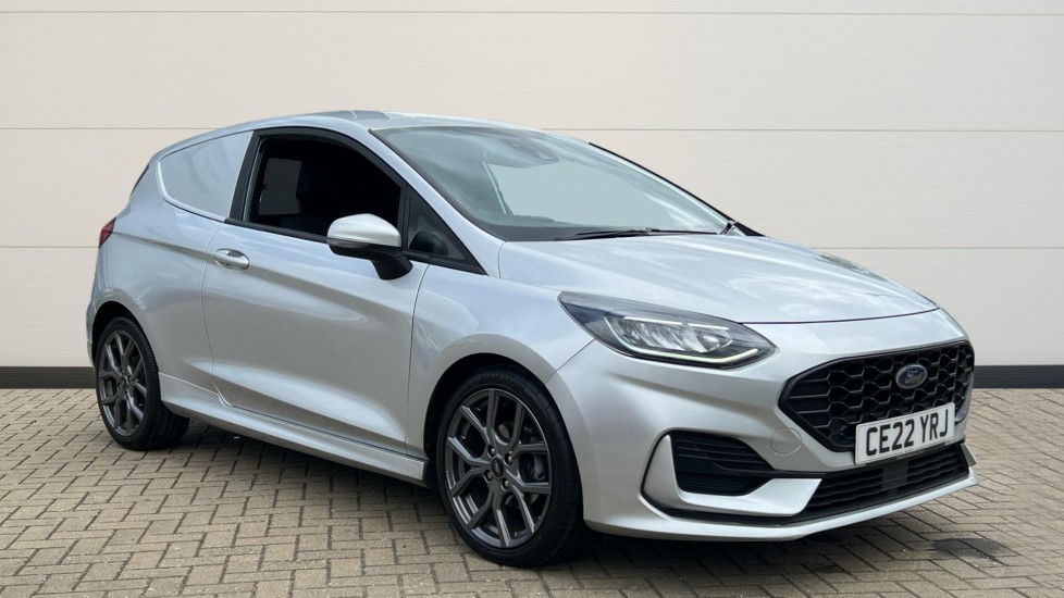 Main listing image - Ford Fiesta