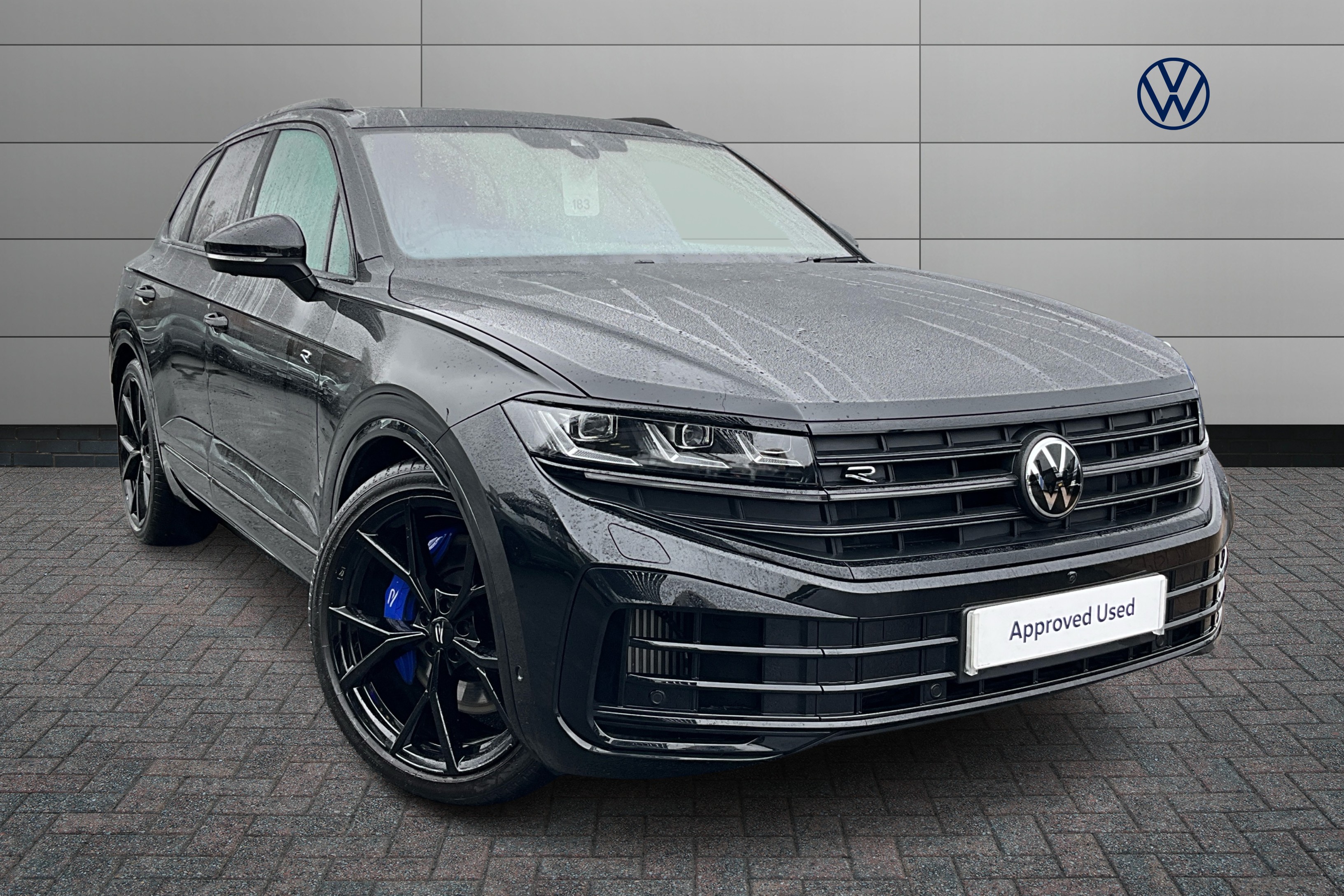 Main listing image - Volkswagen Touareg