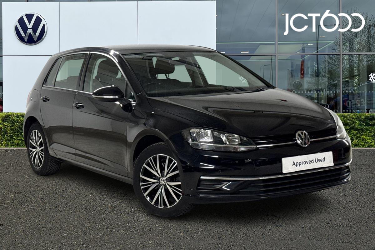 Main listing image - Volkswagen Golf