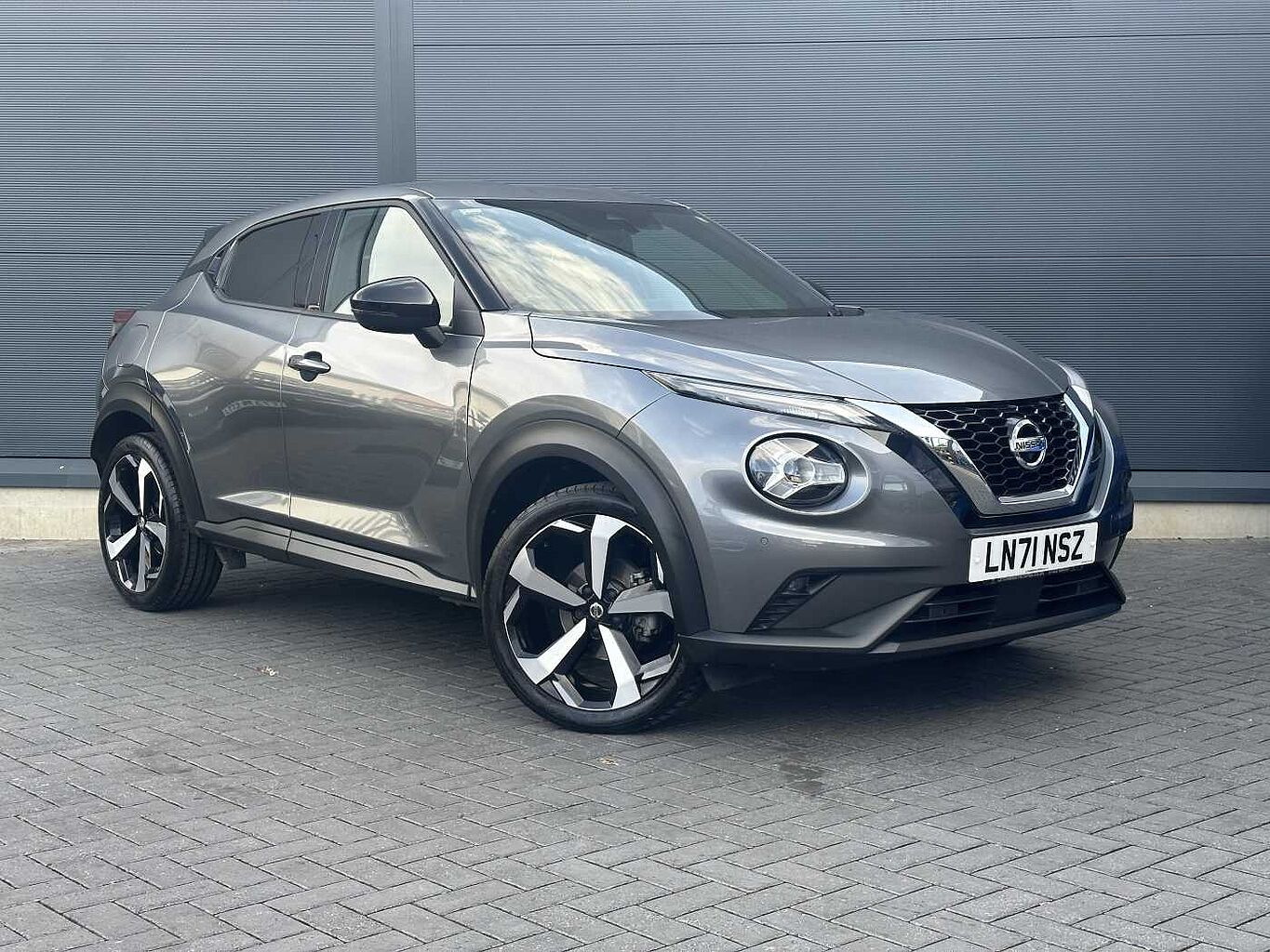 Main listing image - Nissan Juke