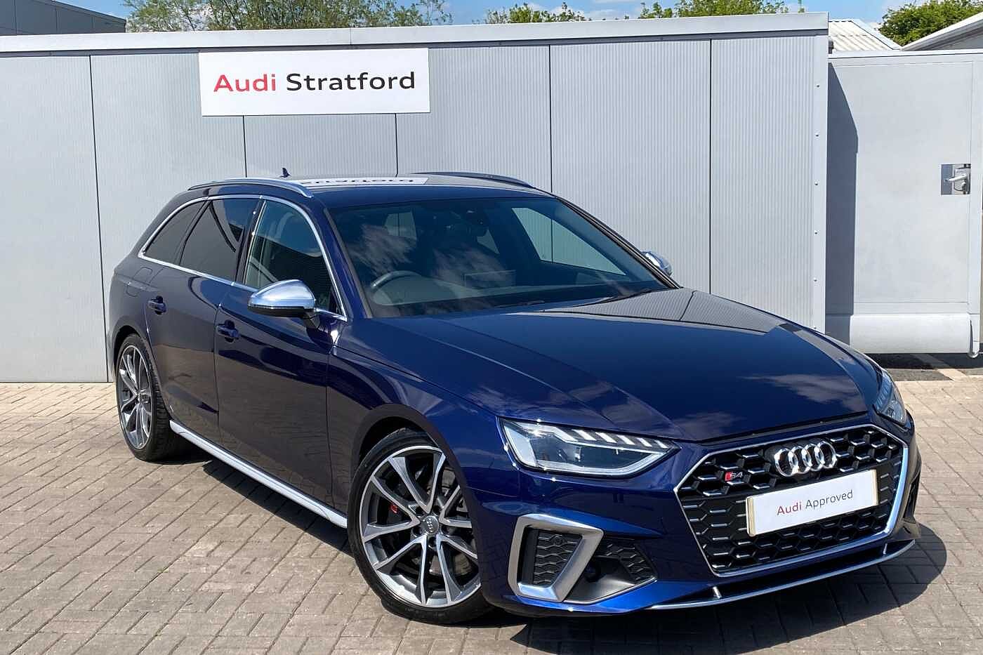 Main listing image - Audi S4