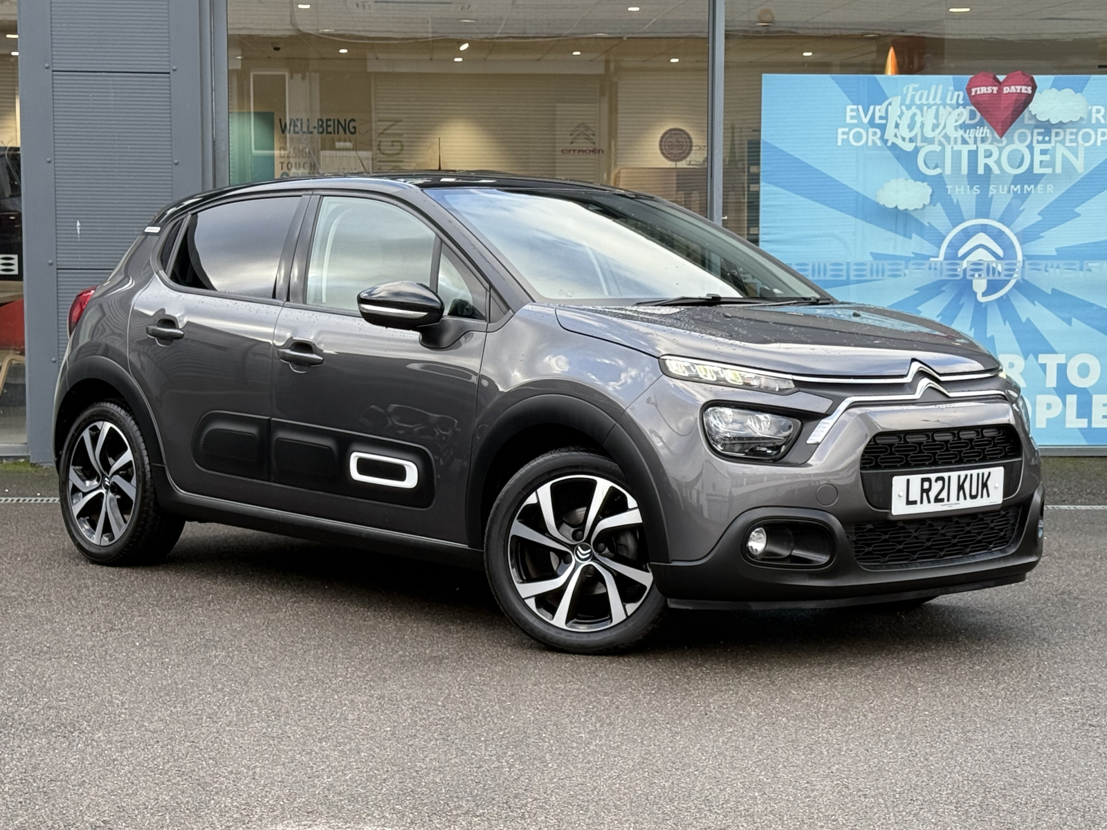 Main listing image - Citroen C3