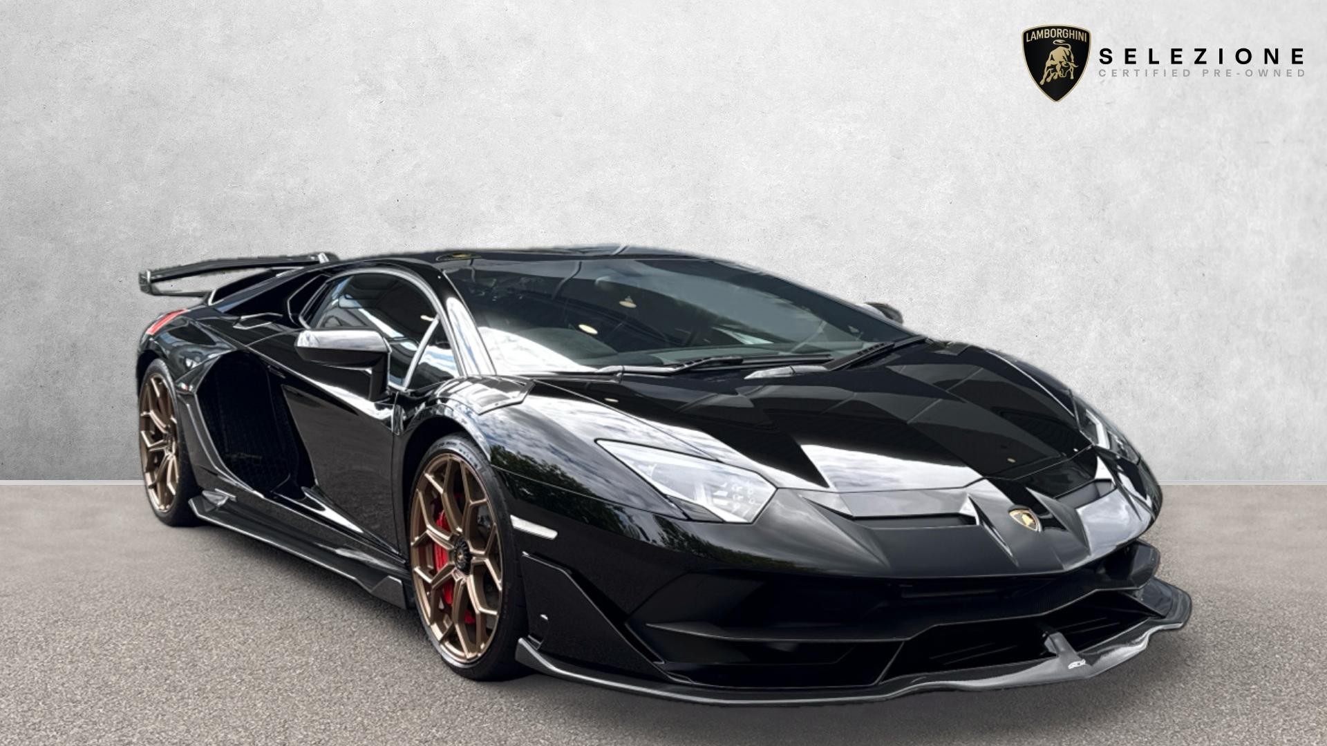 Main listing image - Lamborghini Aventador
