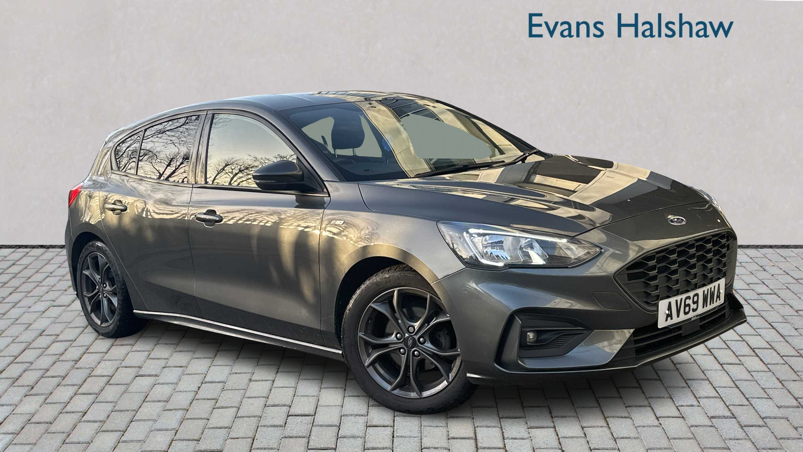 Main listing image - Ford Focus