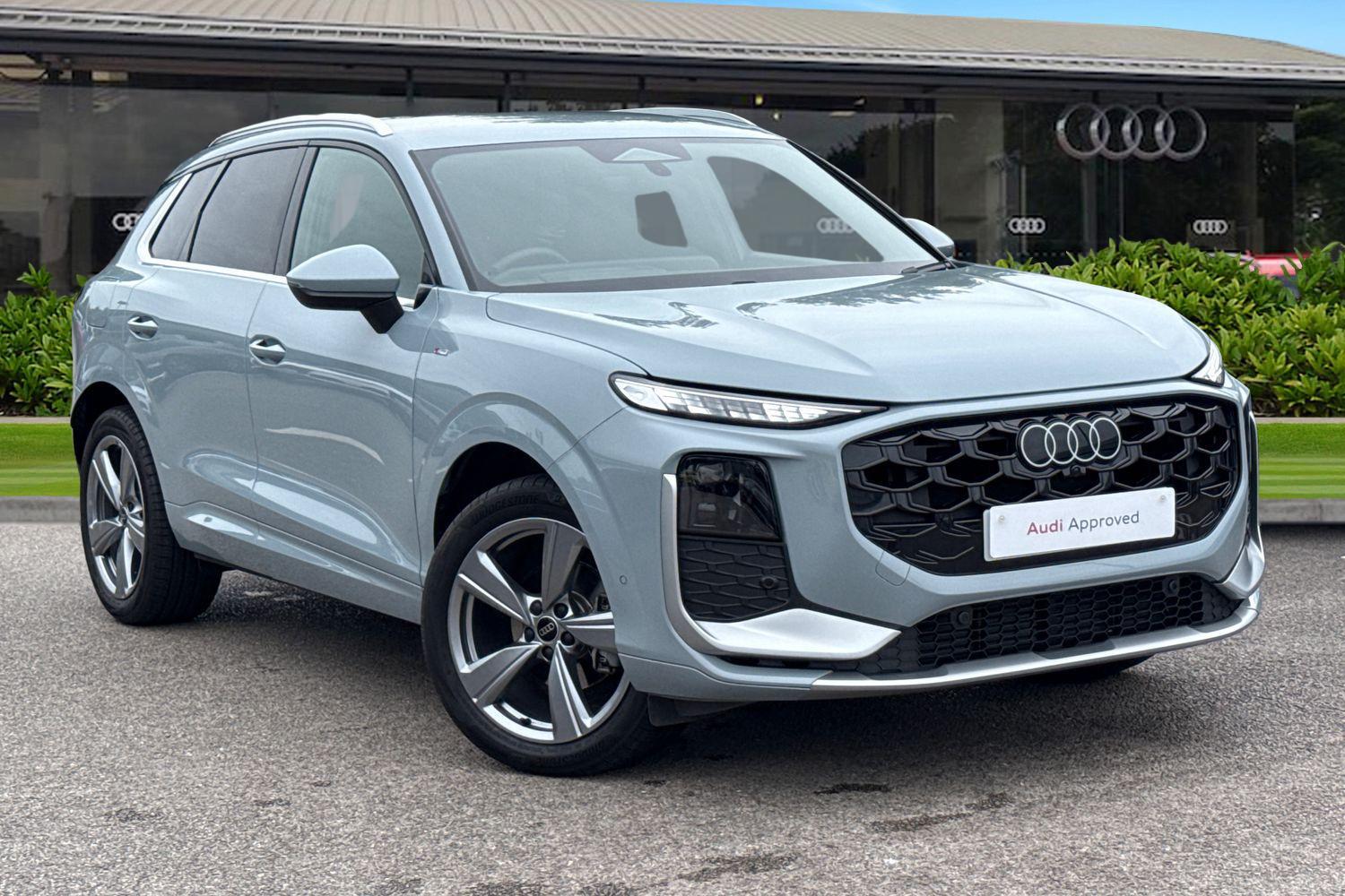 Main listing image - Audi Q3