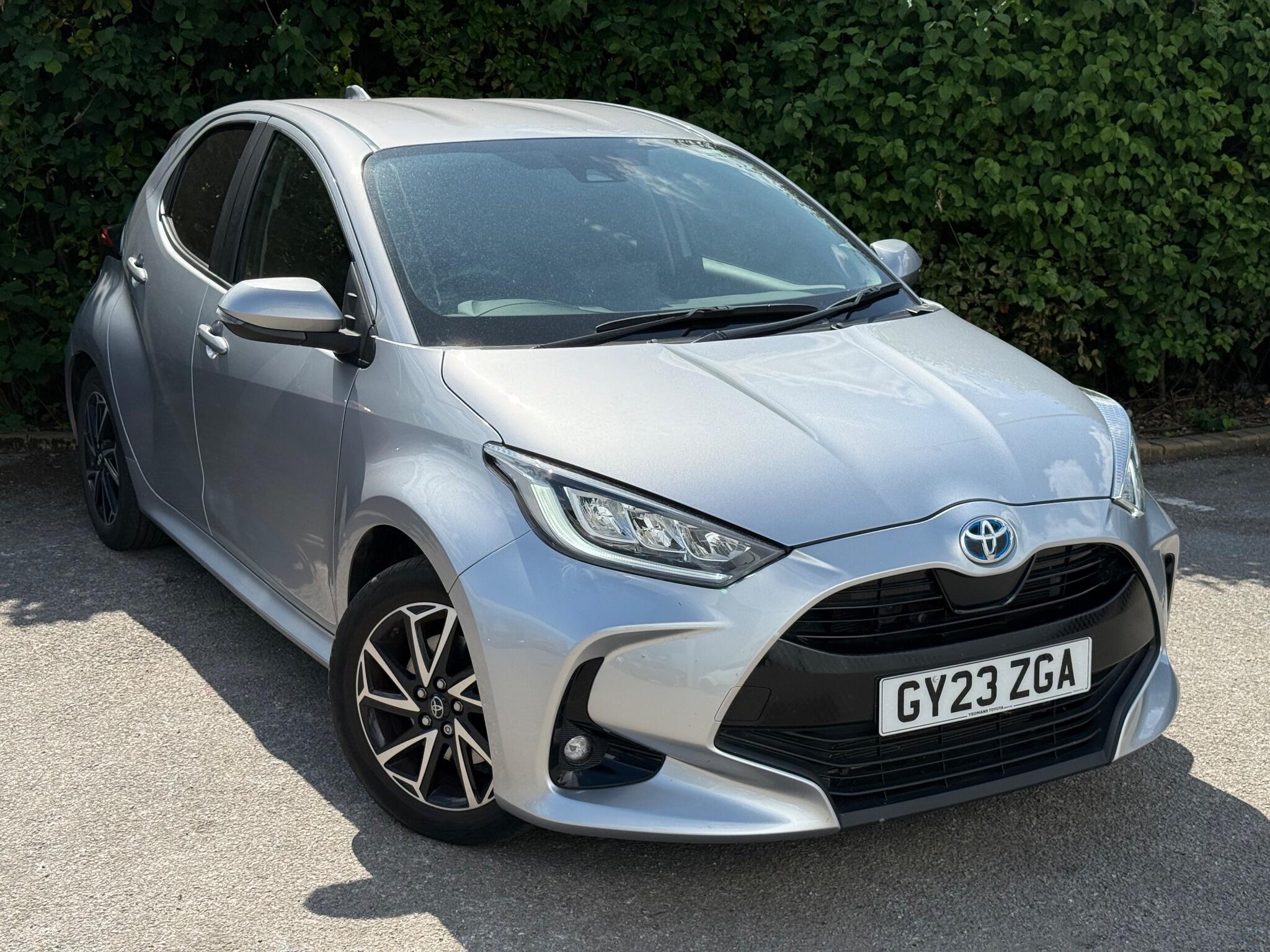 Main listing image - Toyota Yaris
