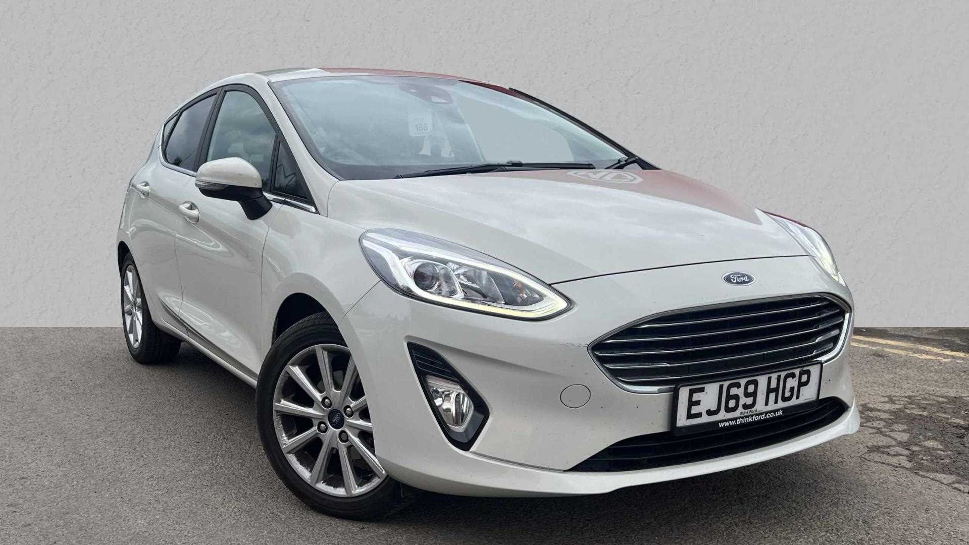 Main listing image - Ford Fiesta