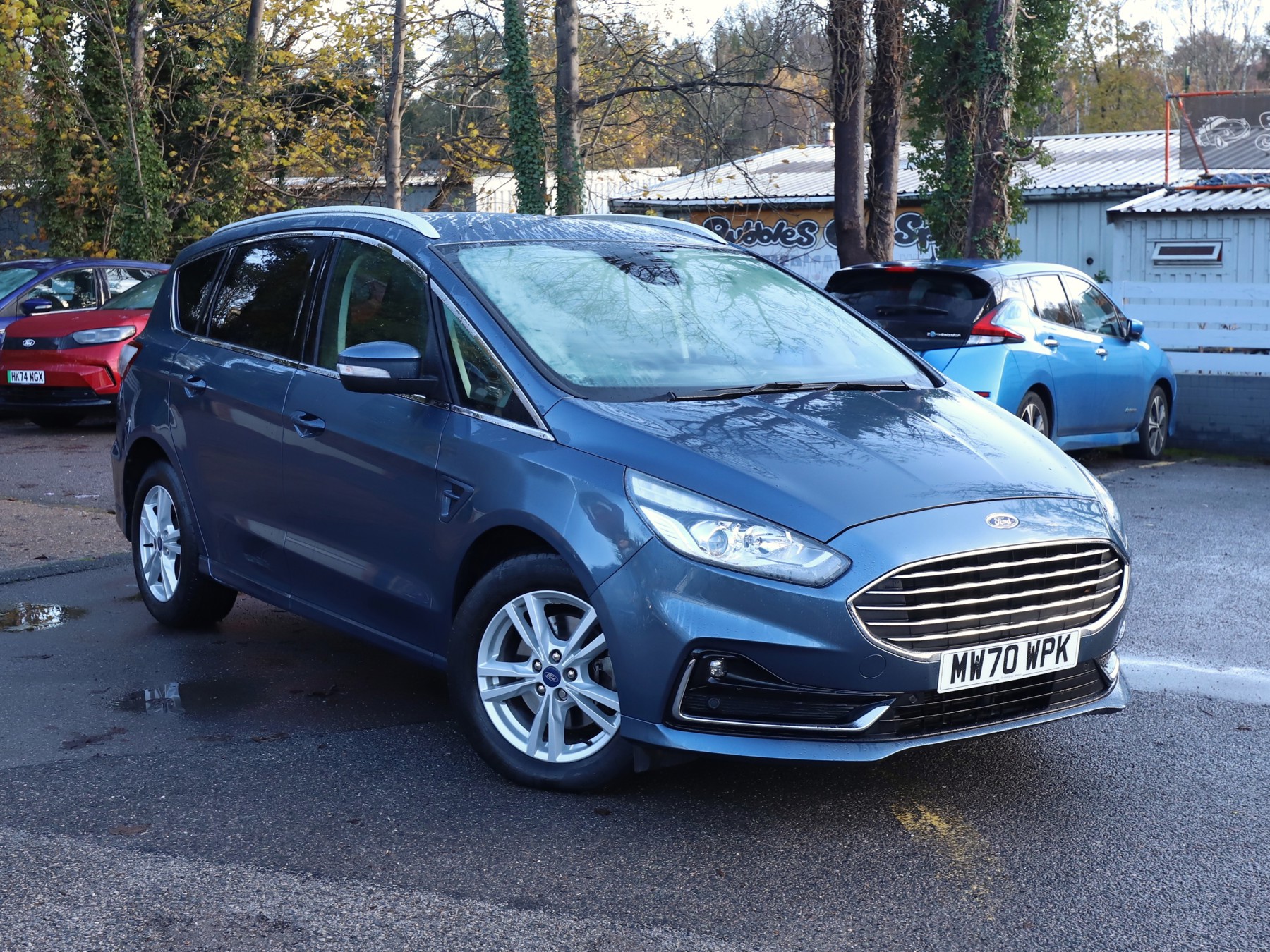 Main listing image - Ford S-MAX