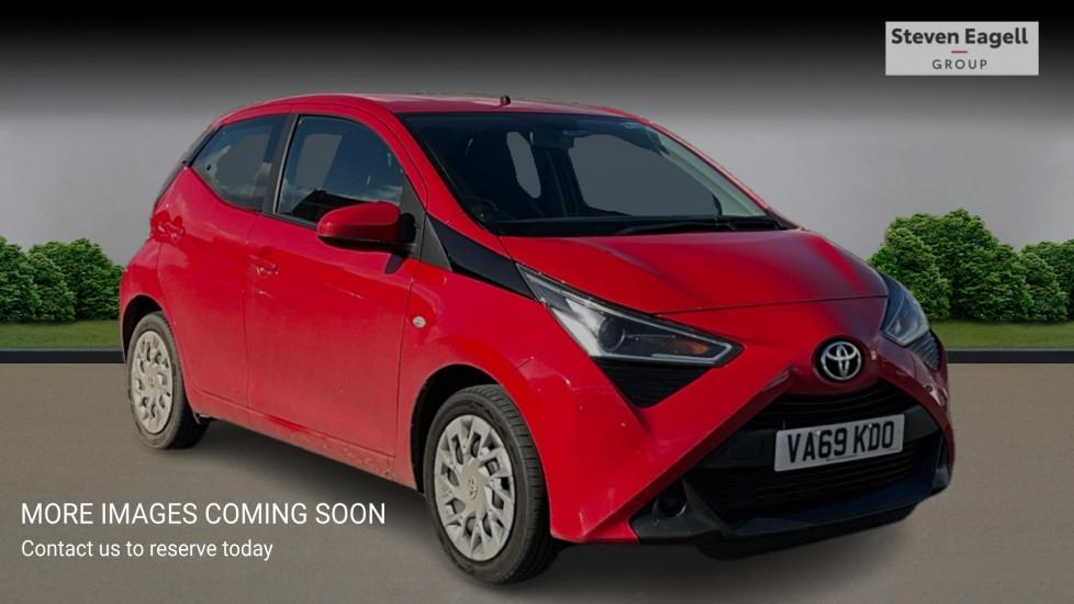 Main listing image - Toyota Aygo