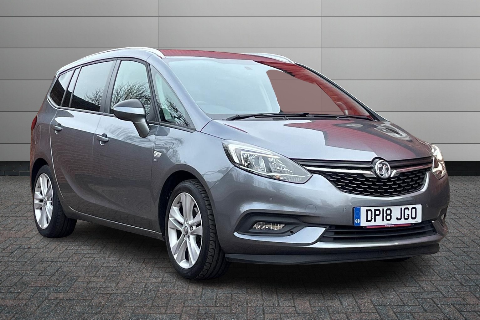 Main listing image - Vauxhall Zafira