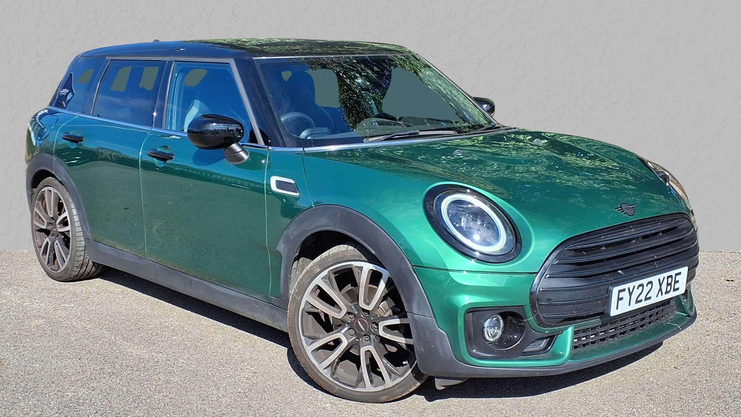 Main listing image - MINI Clubman