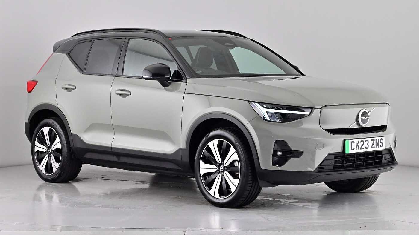 Main listing image - Volvo XC40