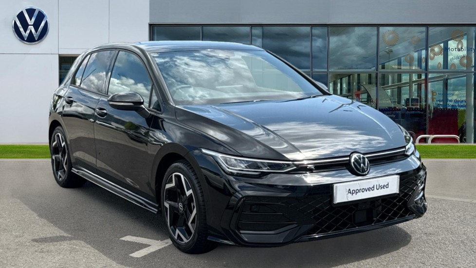 Main listing image - Volkswagen Golf
