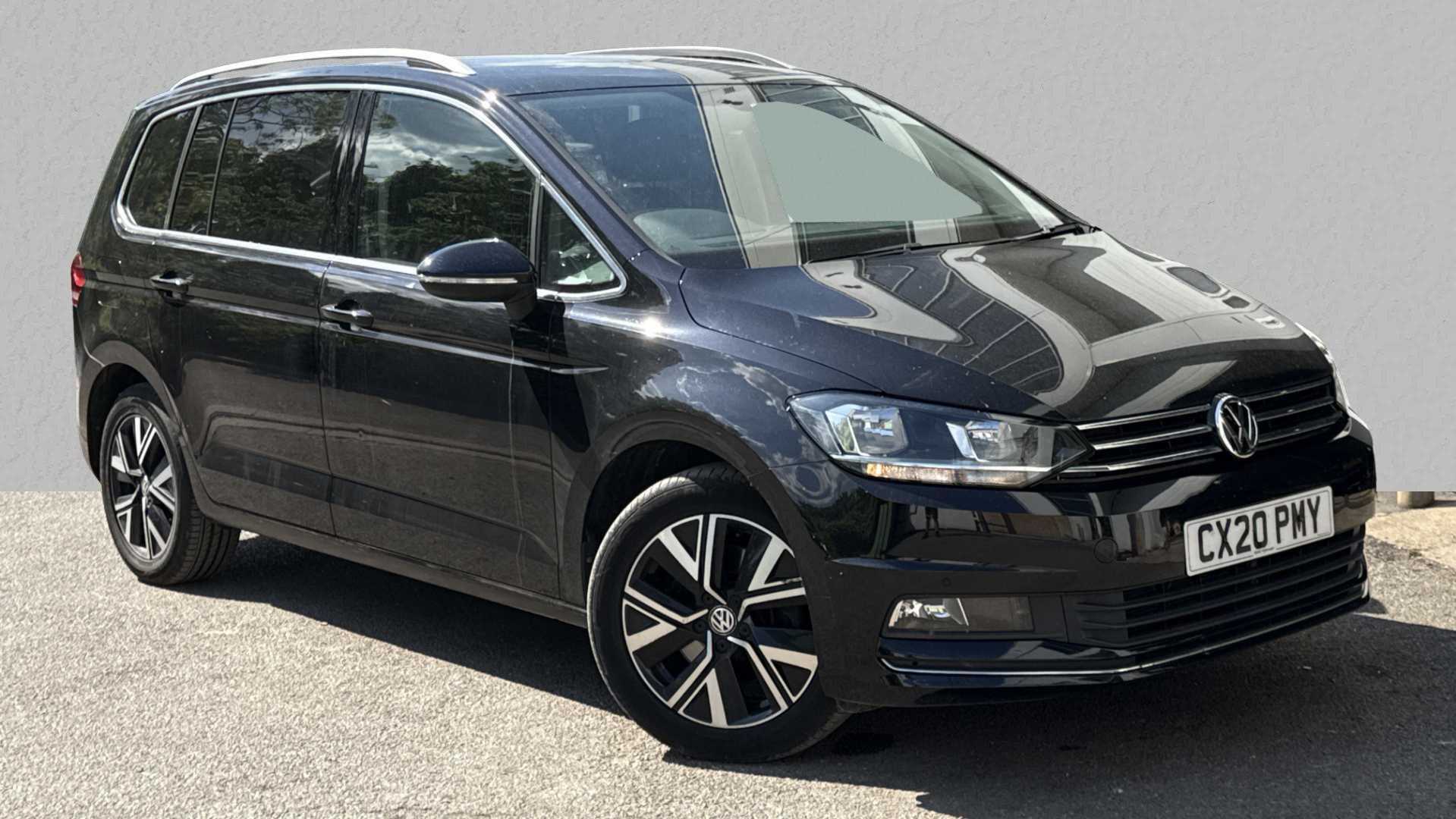 Main listing image - Volkswagen Touran