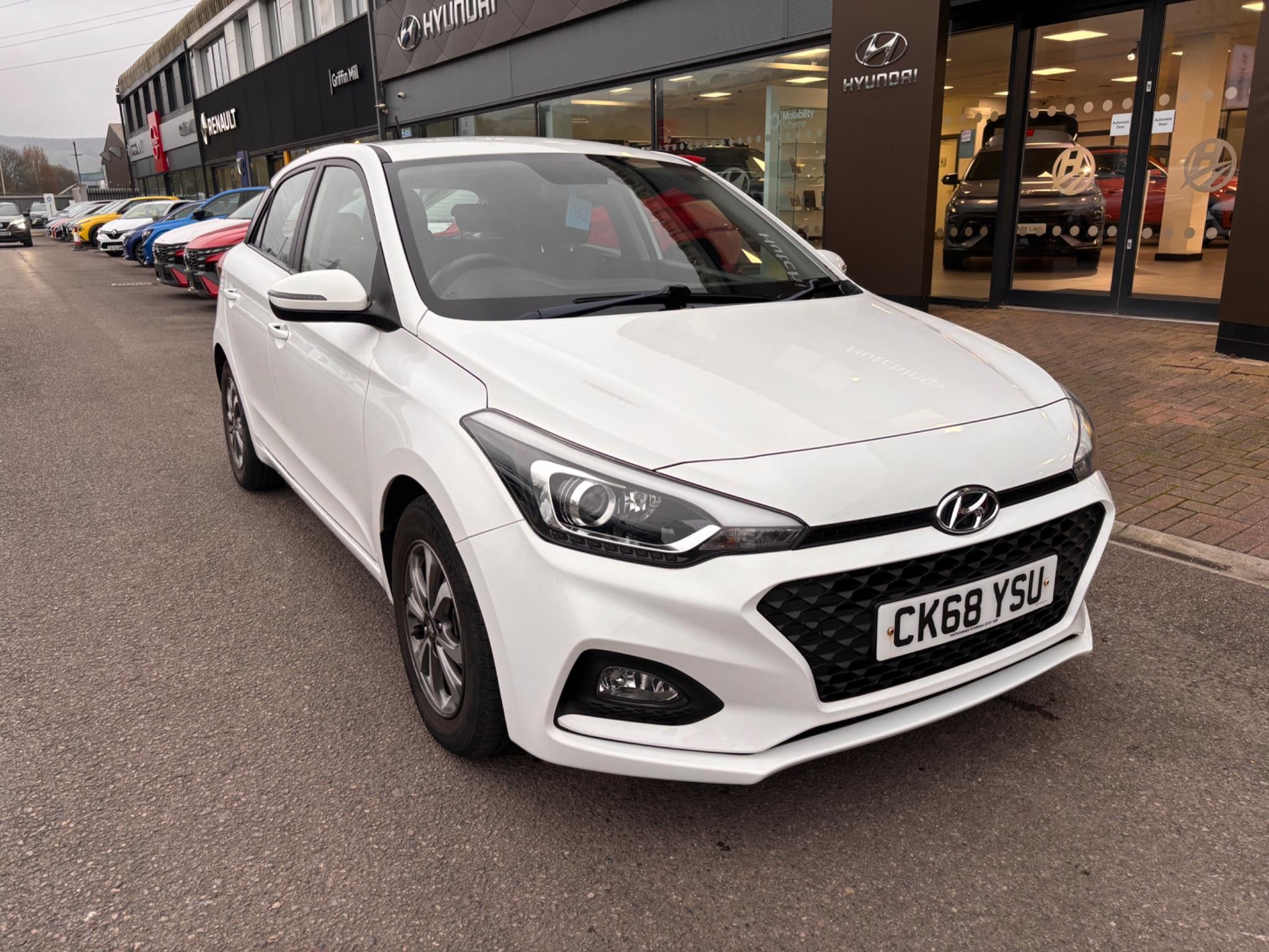 Main listing image - Hyundai i20