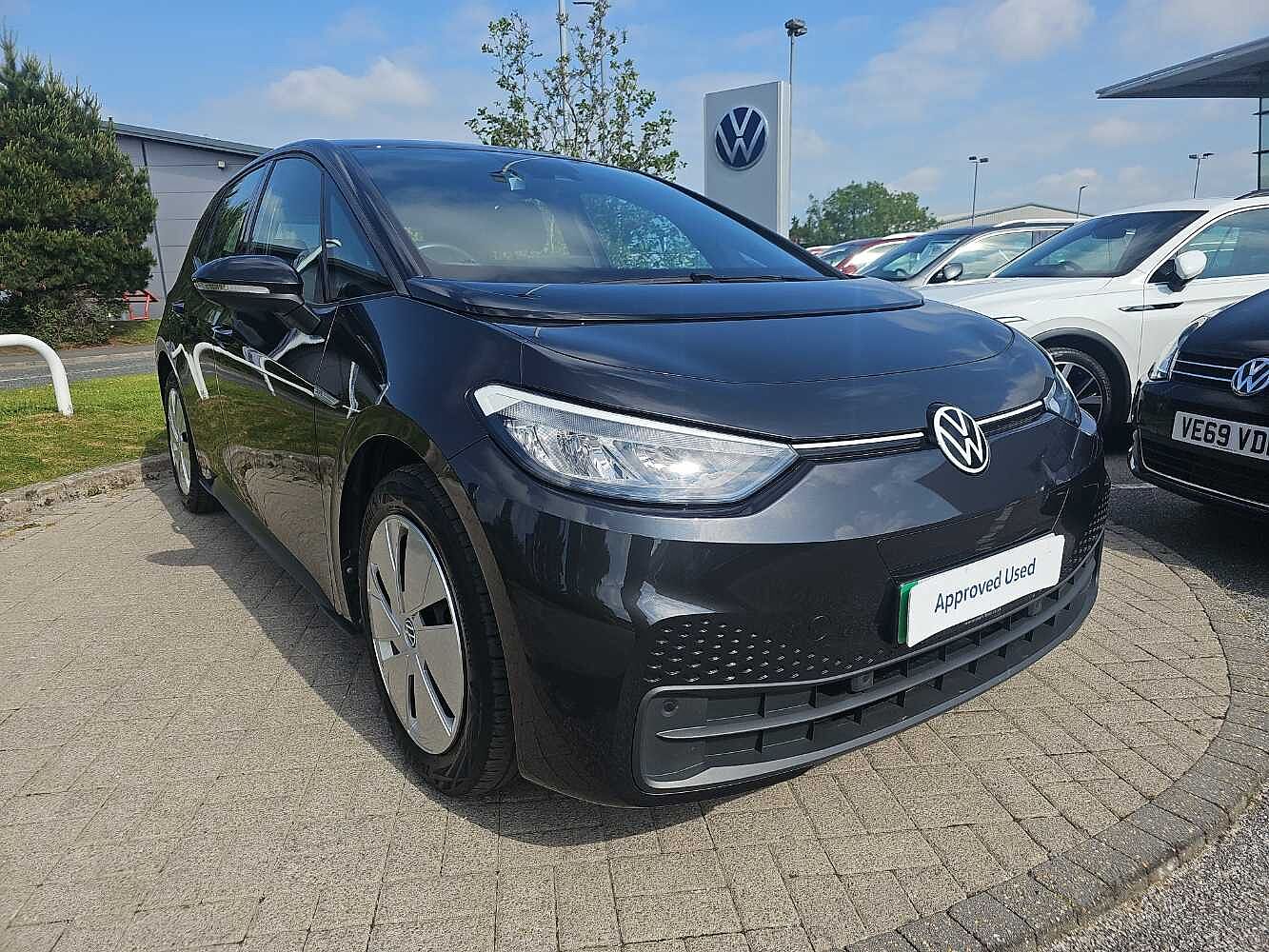 Main listing image - Volkswagen ID.3
