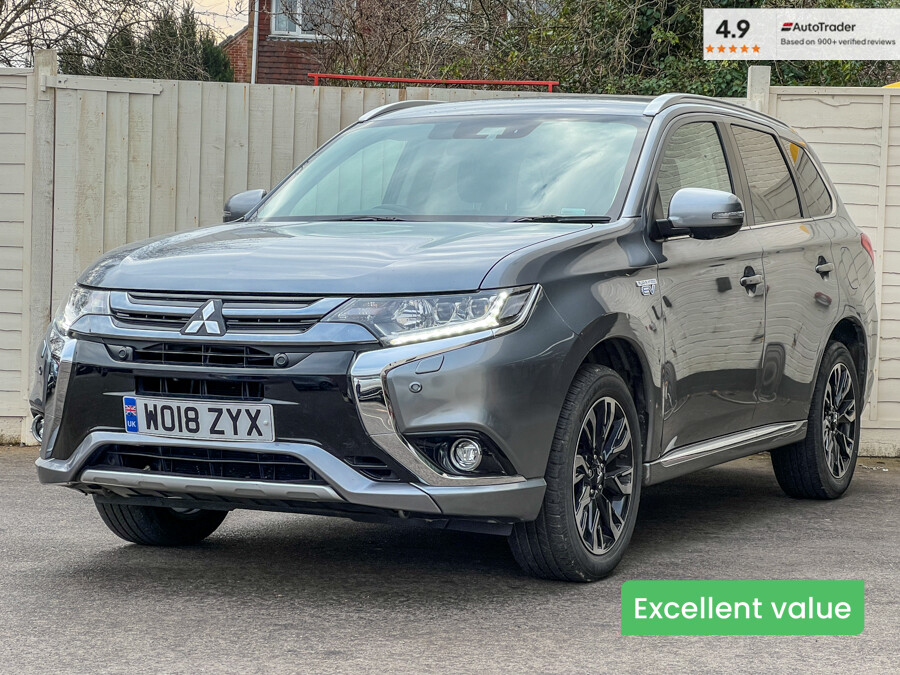 Main listing image - Mitsubishi Outlander