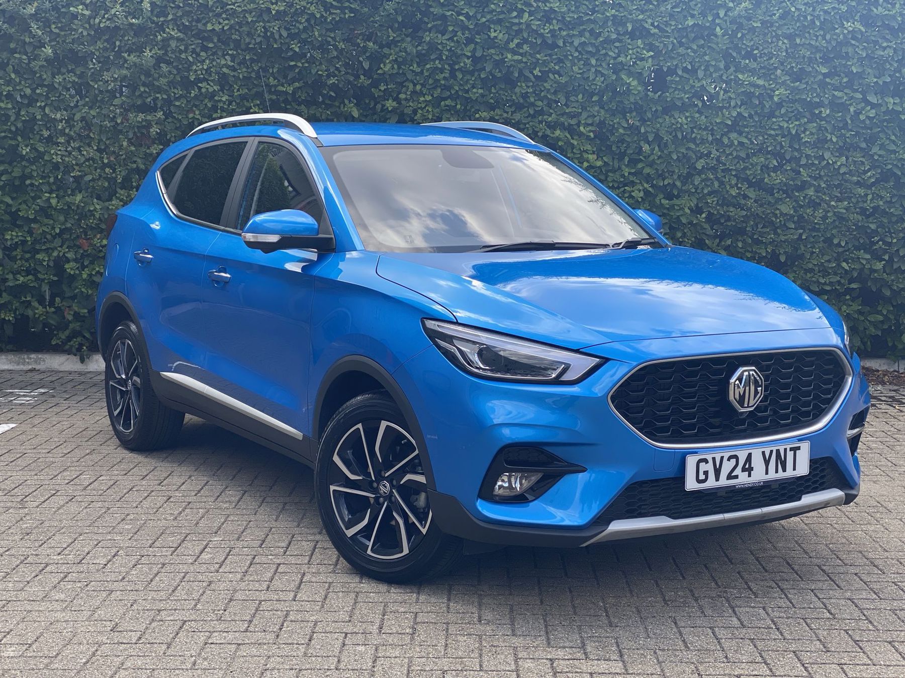 Main listing image - MG ZS