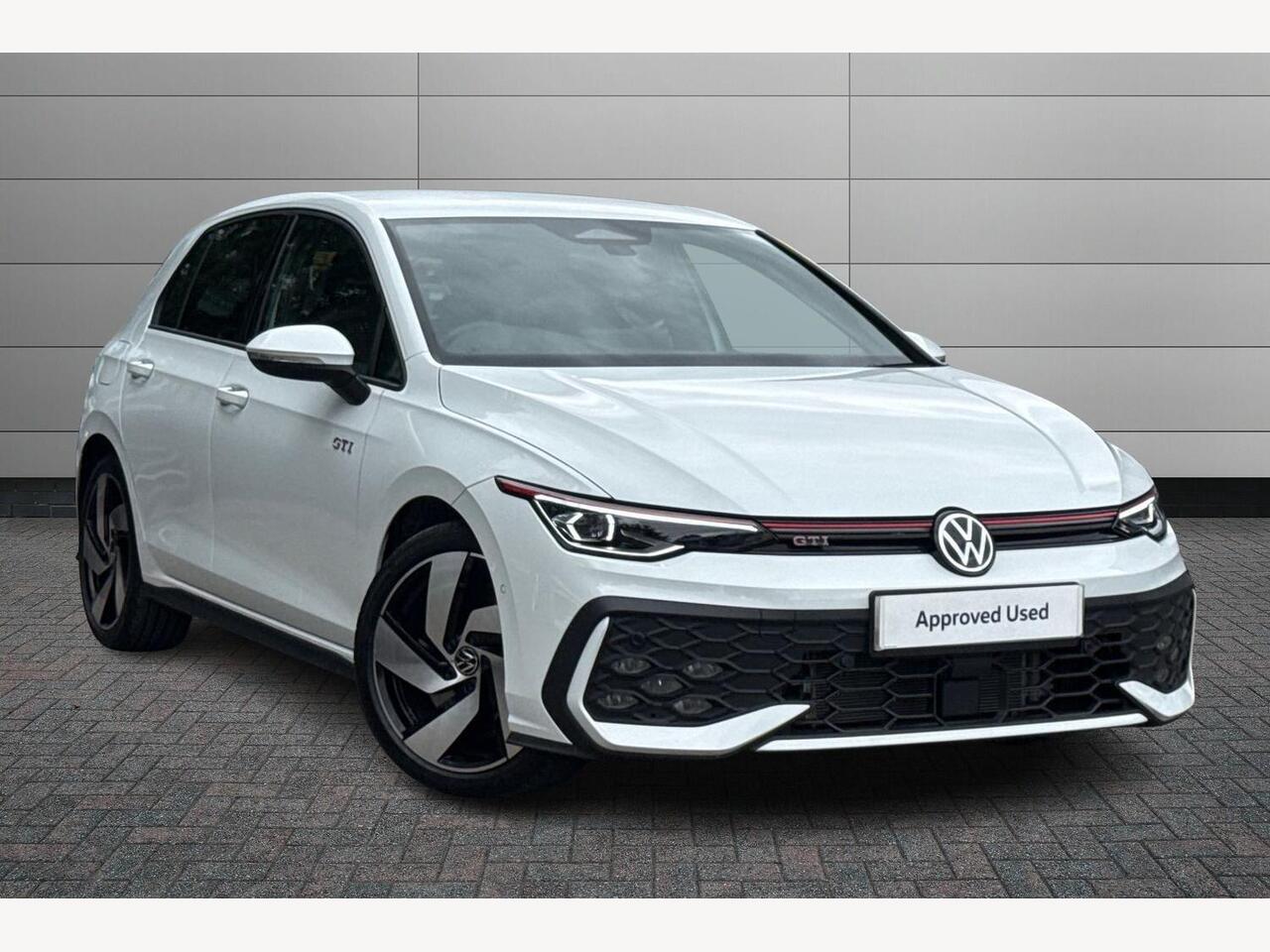 Main listing image - Volkswagen Golf