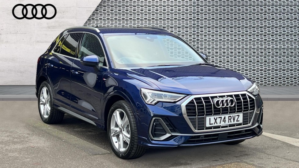 Main listing image - Audi Q3