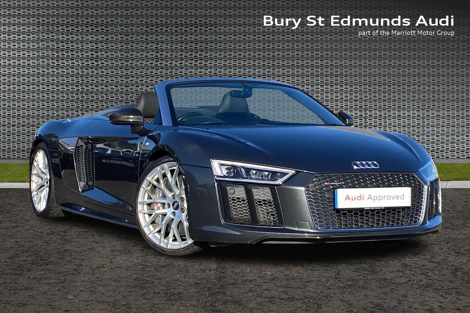 Main listing image - Audi R8 Spyder