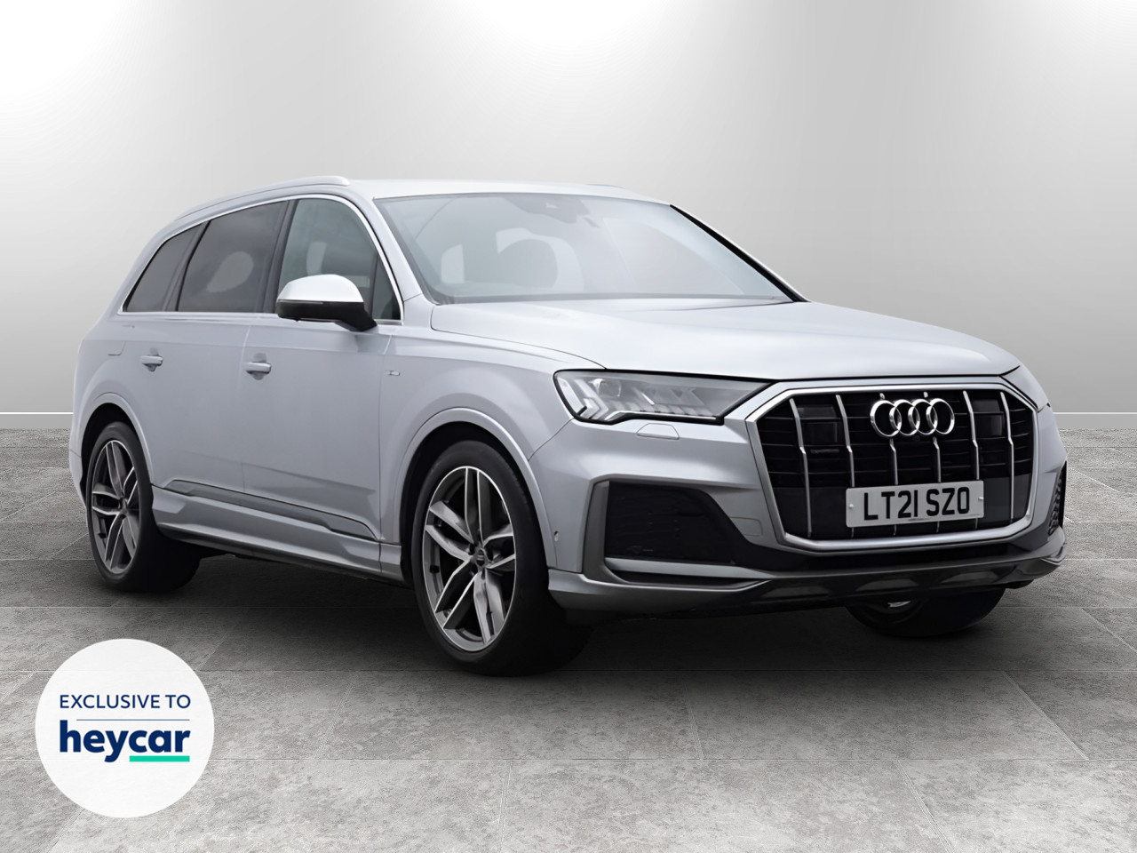 Main listing image - Audi Q7