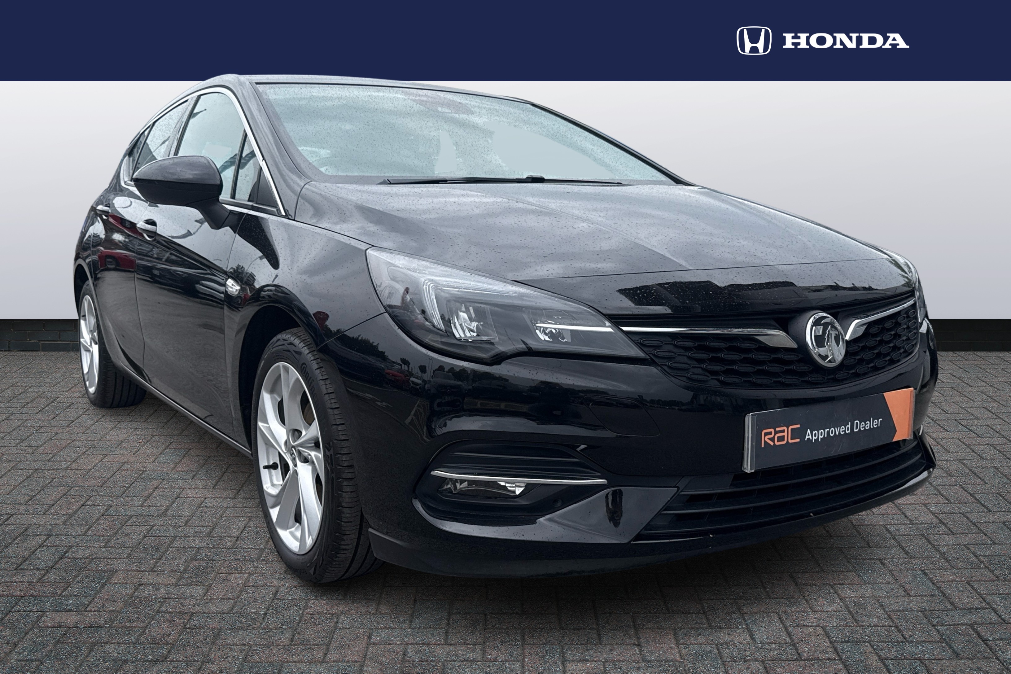 Main listing image - Vauxhall Astra