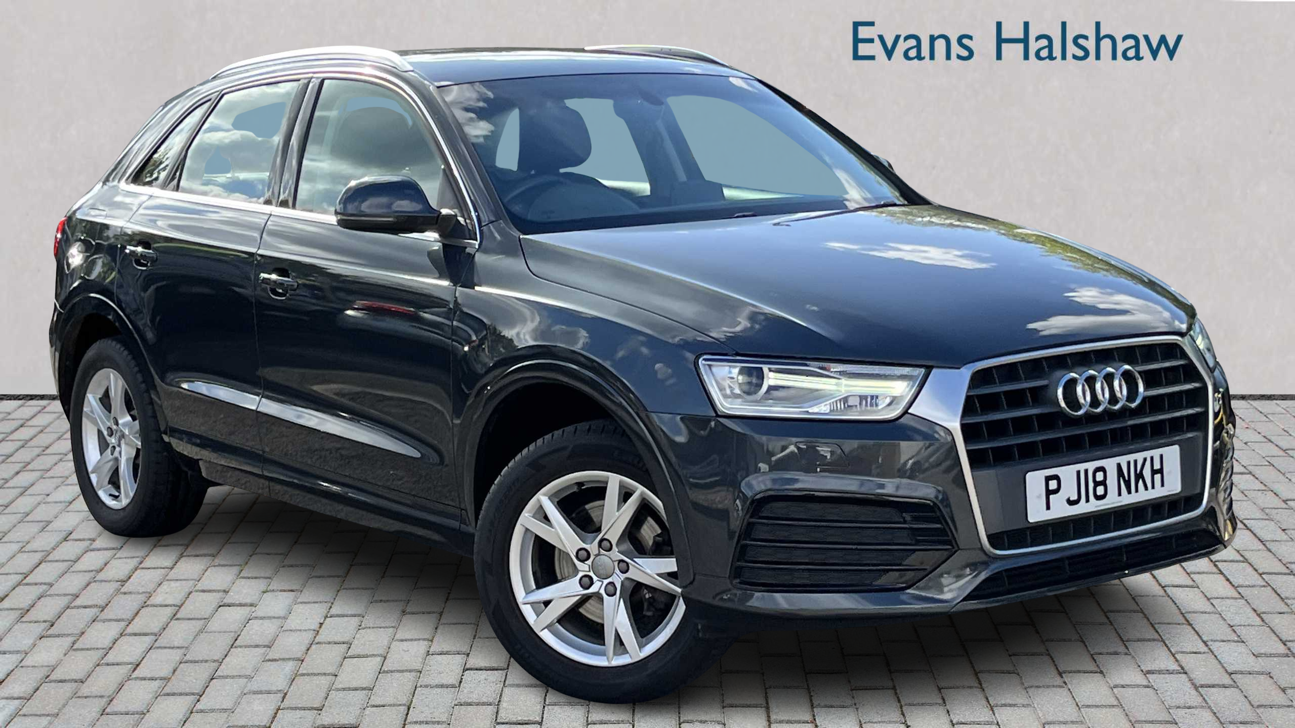 Main listing image - Audi Q3