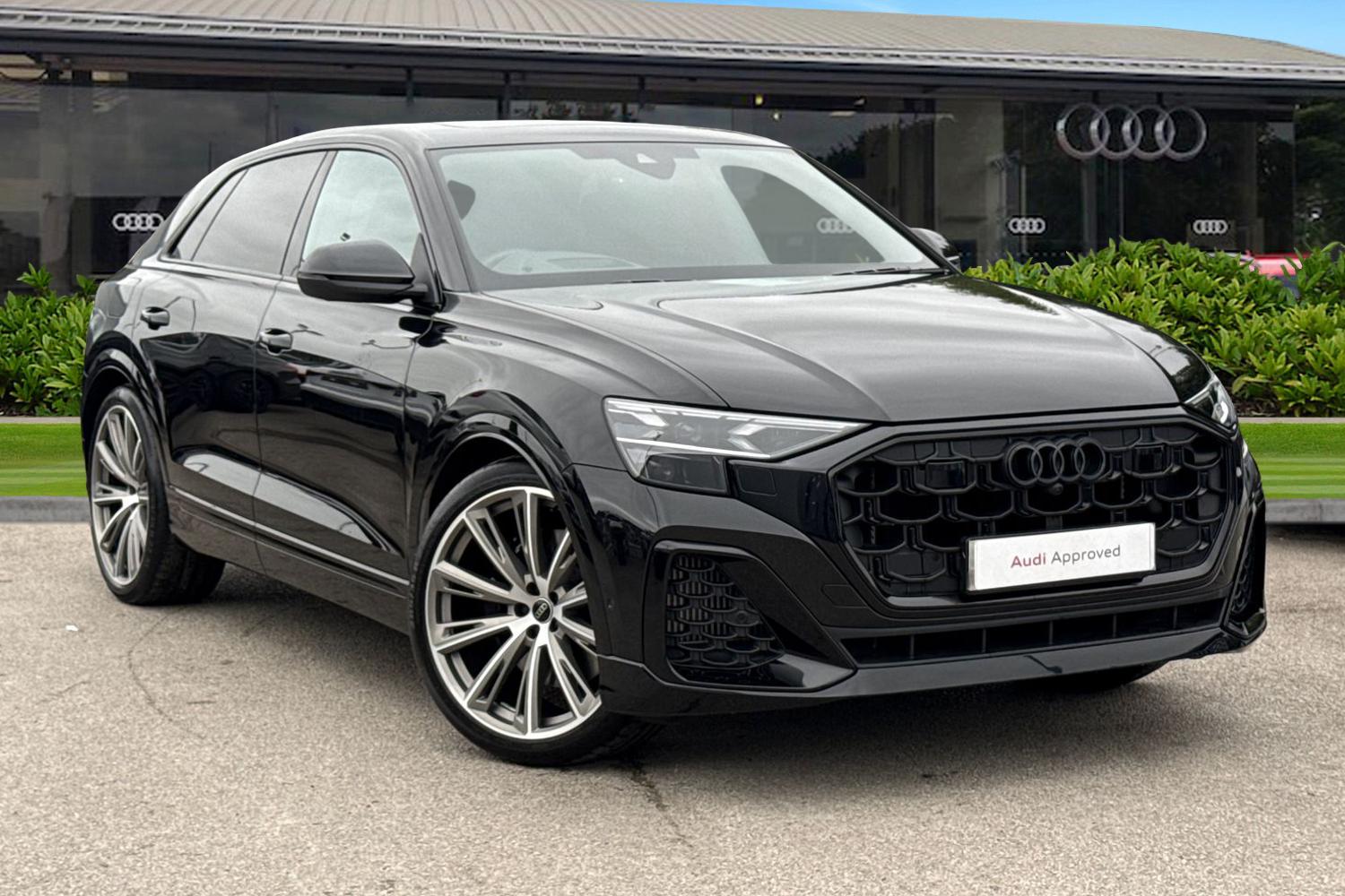 Main listing image - Audi Q8