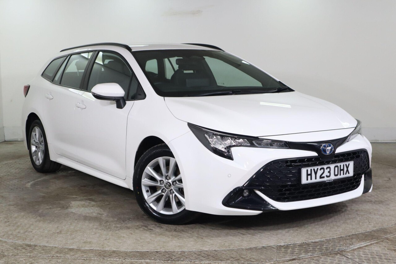 Main listing image - Toyota Corolla Touring Sport