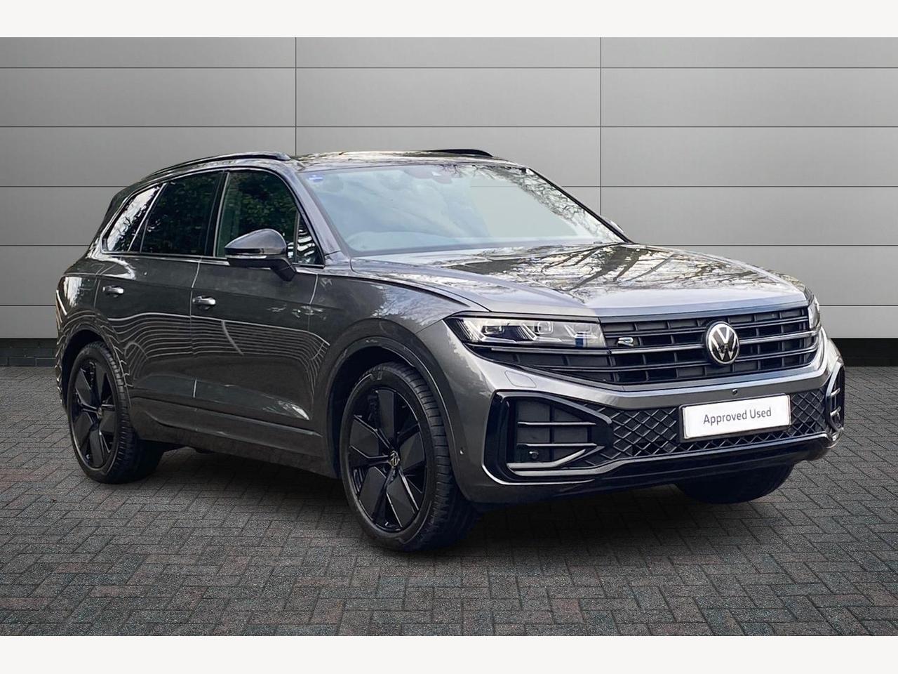 Main listing image - Volkswagen Touareg