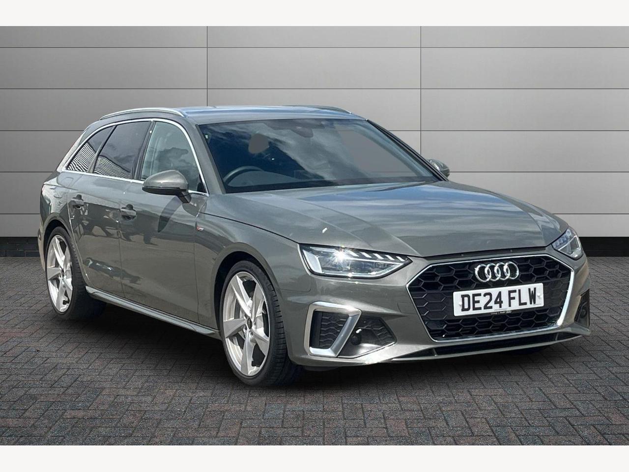 Main listing image - Audi A4 Avant