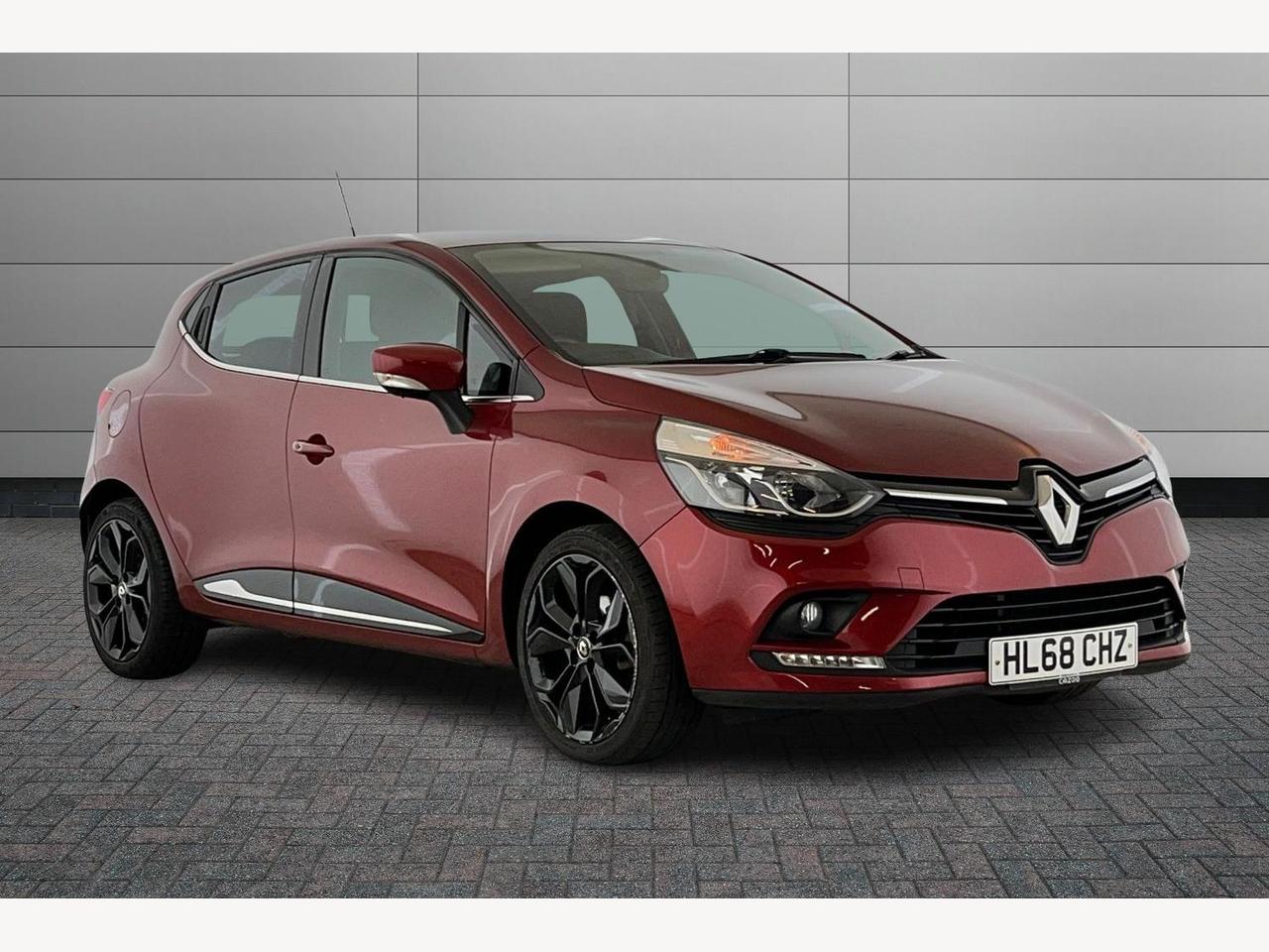 Main listing image - Renault Clio