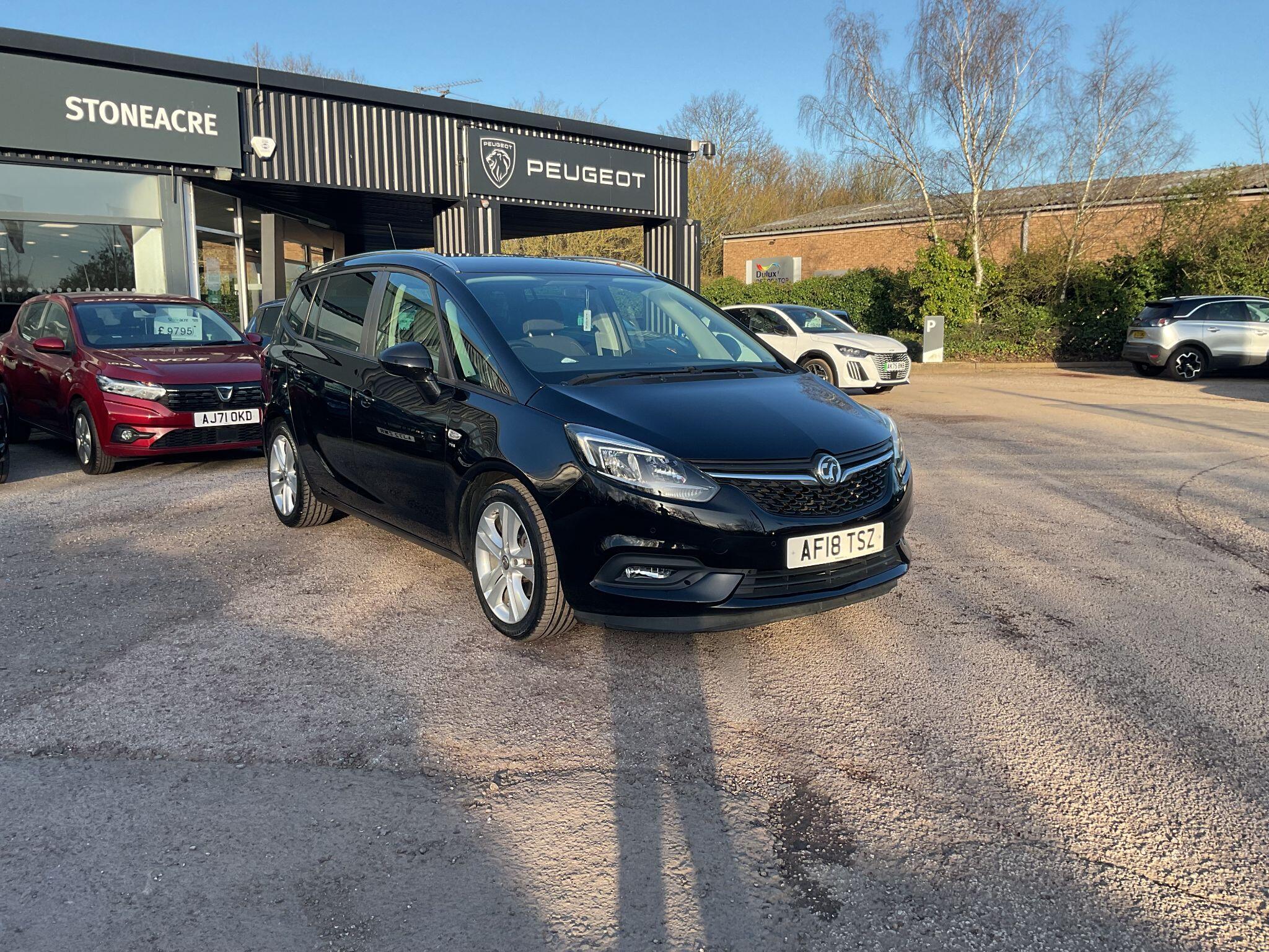Main listing image - Vauxhall Zafira