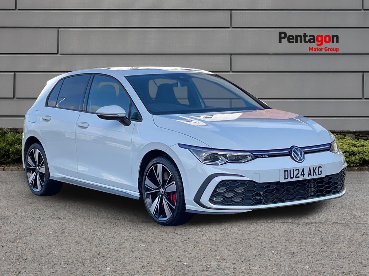 Main listing image - Volkswagen Golf GTE