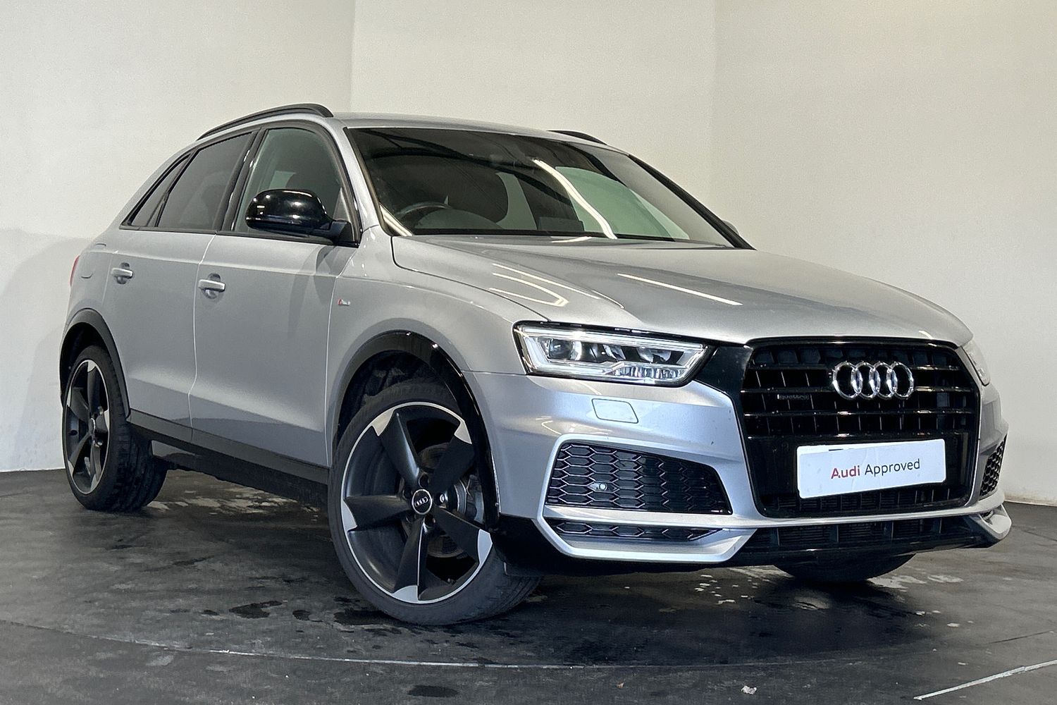 Main listing image - Audi Q3