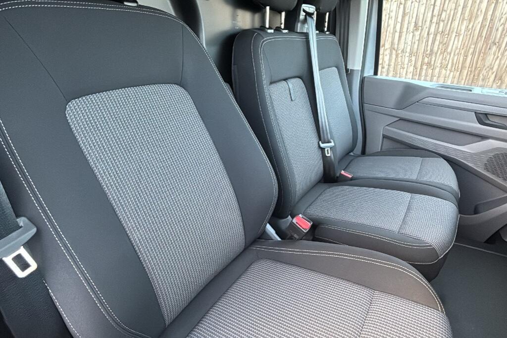 Main listing image - Volkswagen Transporter