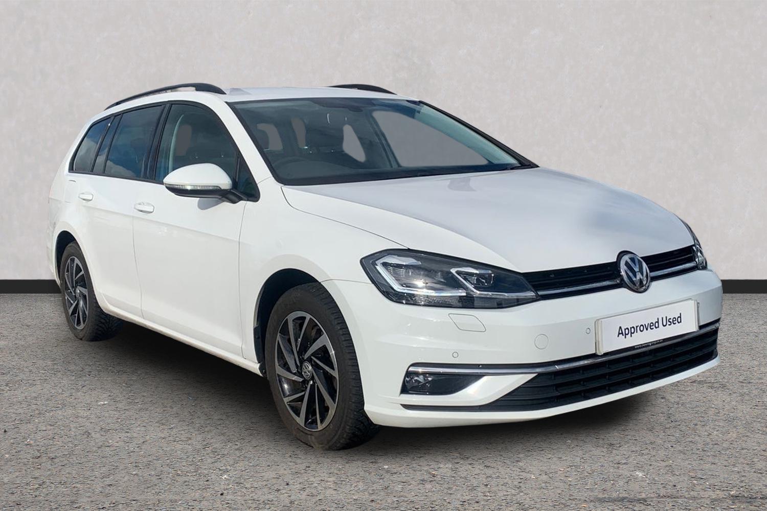 Main listing image - Volkswagen Golf