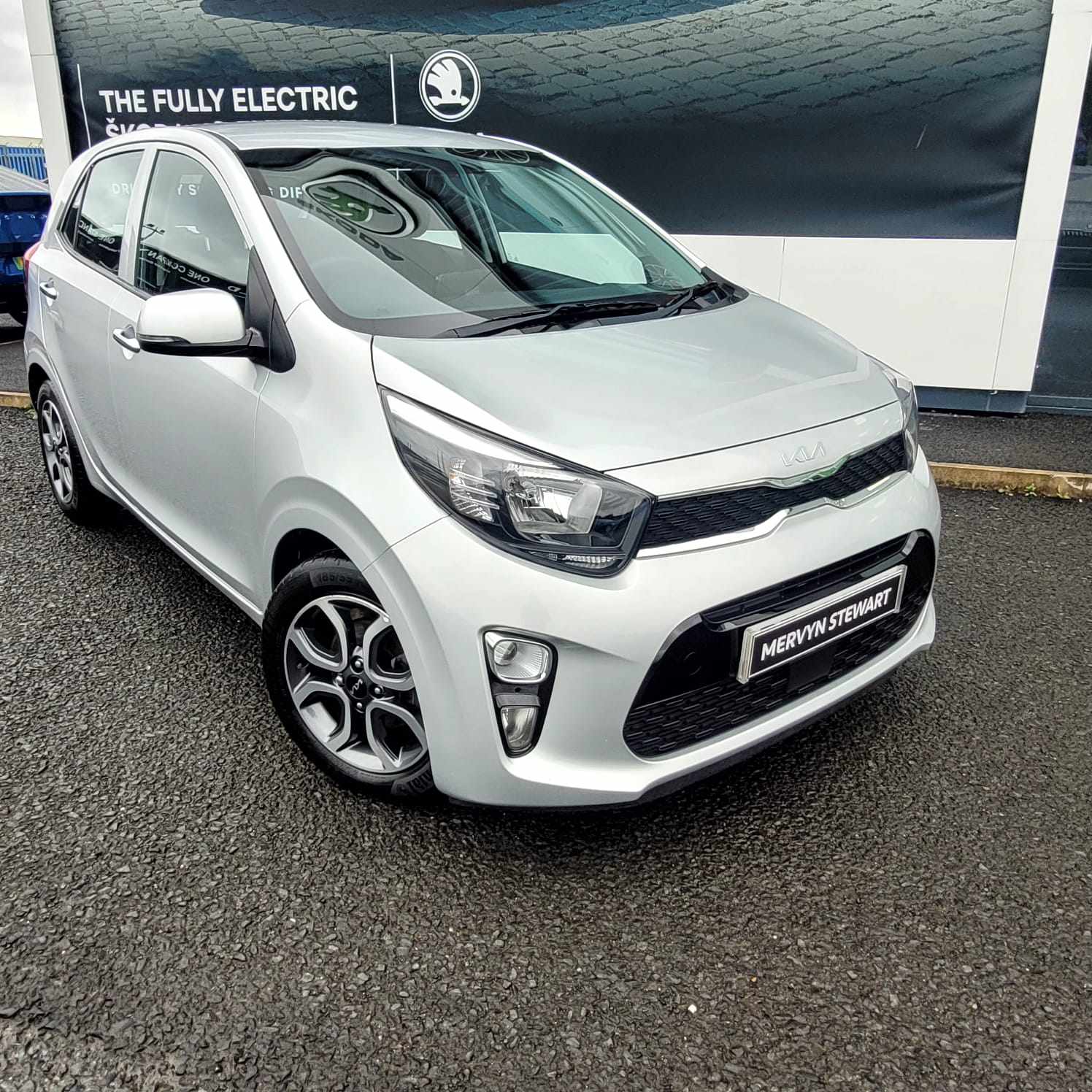 Main listing image - Kia Picanto