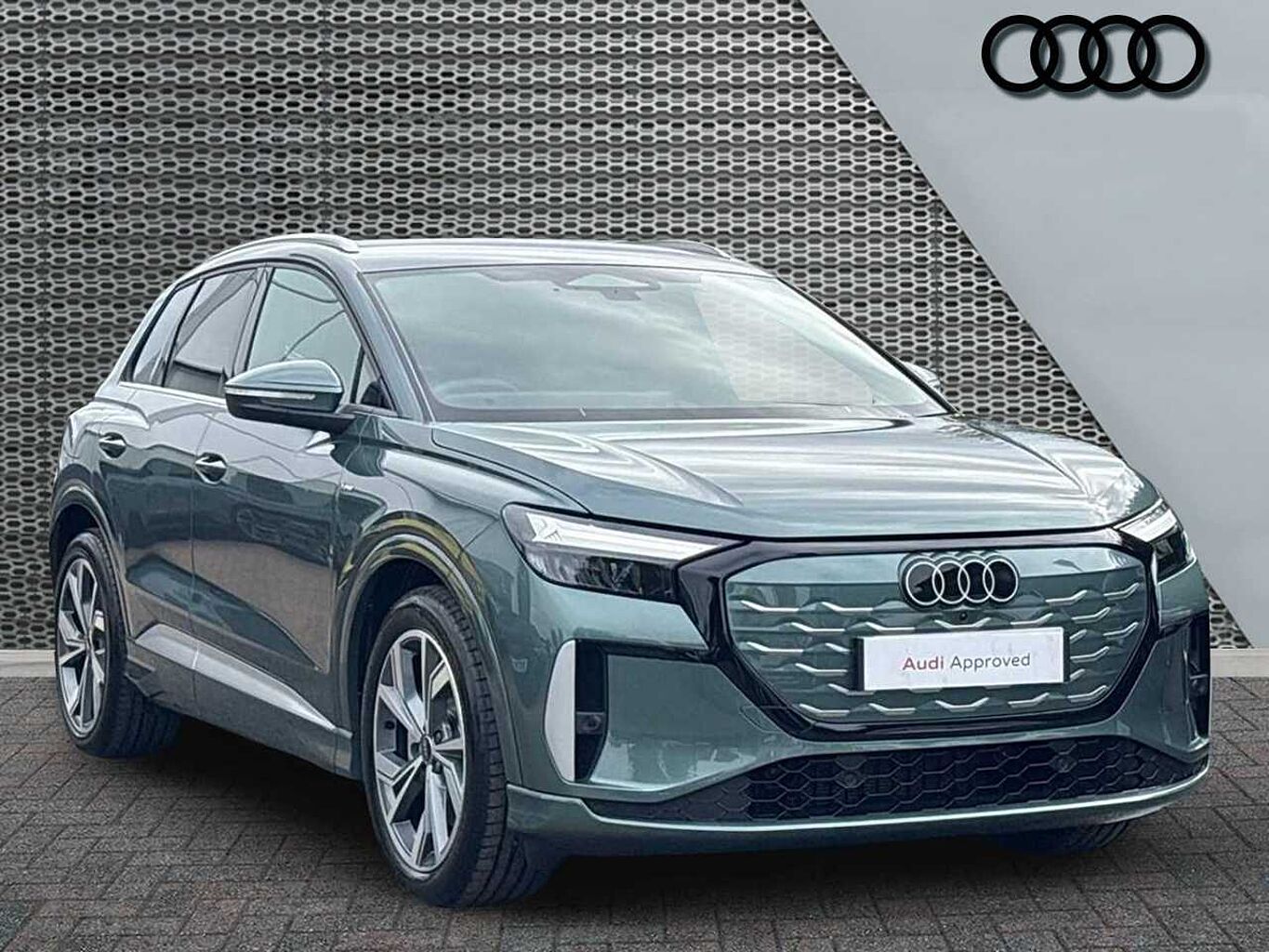 Main listing image - Audi Q4