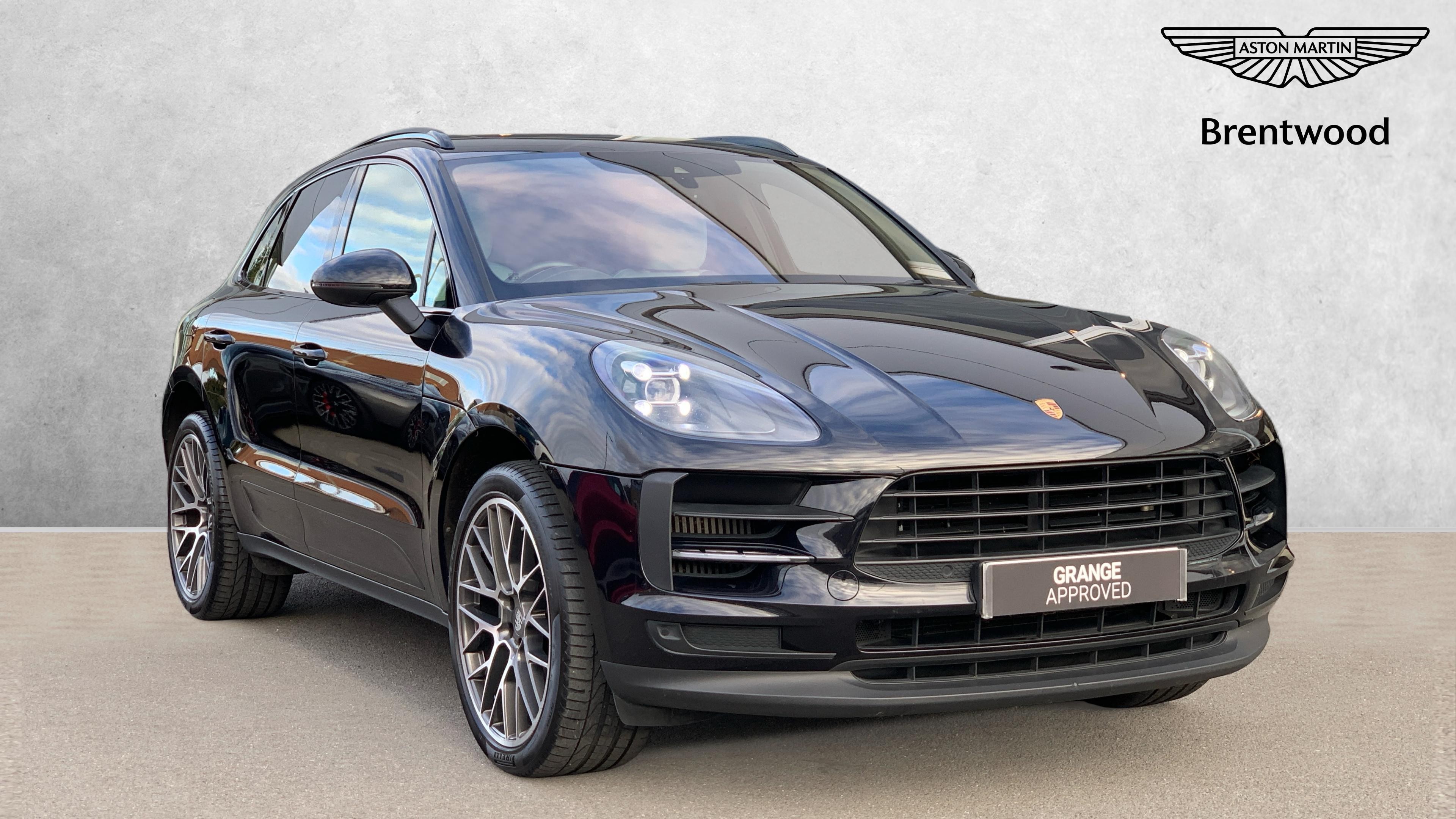 Main listing image - Porsche Macan