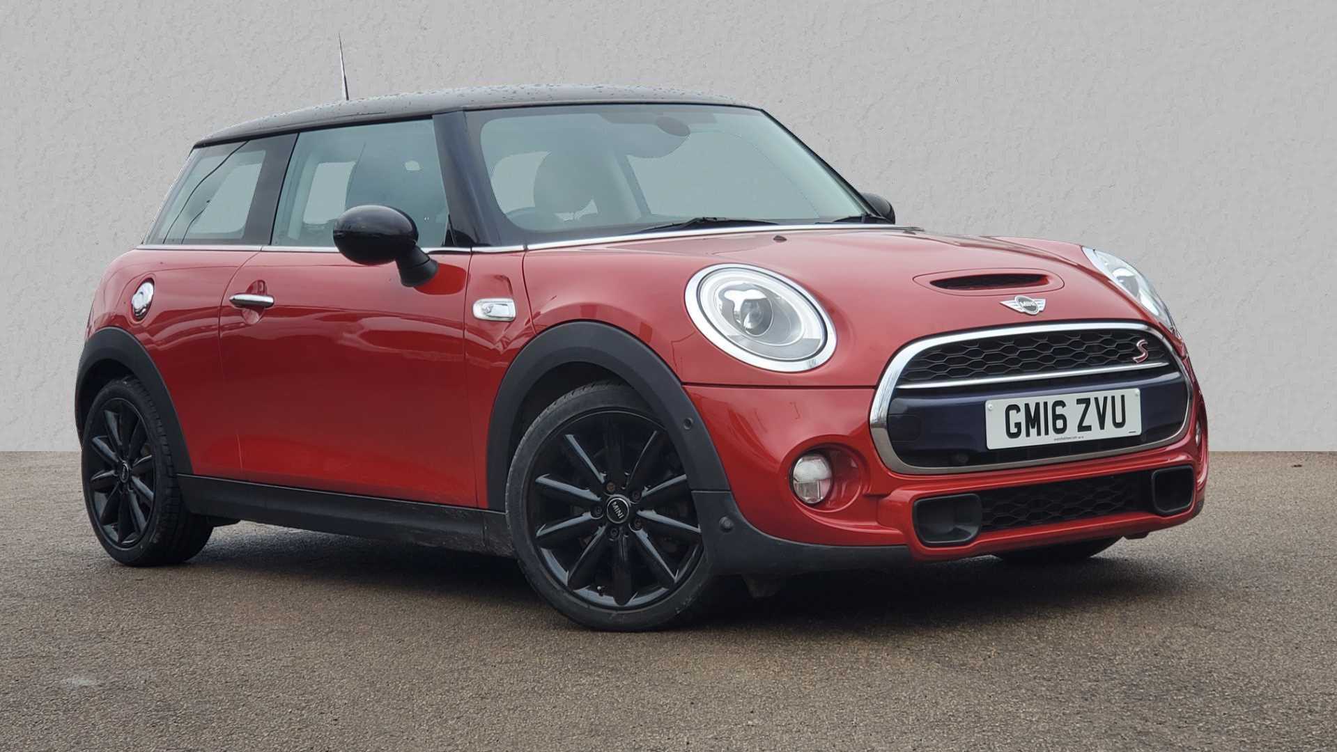 Main listing image - MINI Hatchback