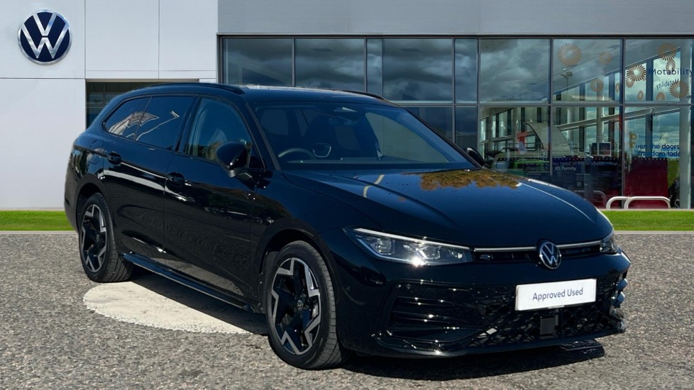Main listing image - Volkswagen Passat Estate