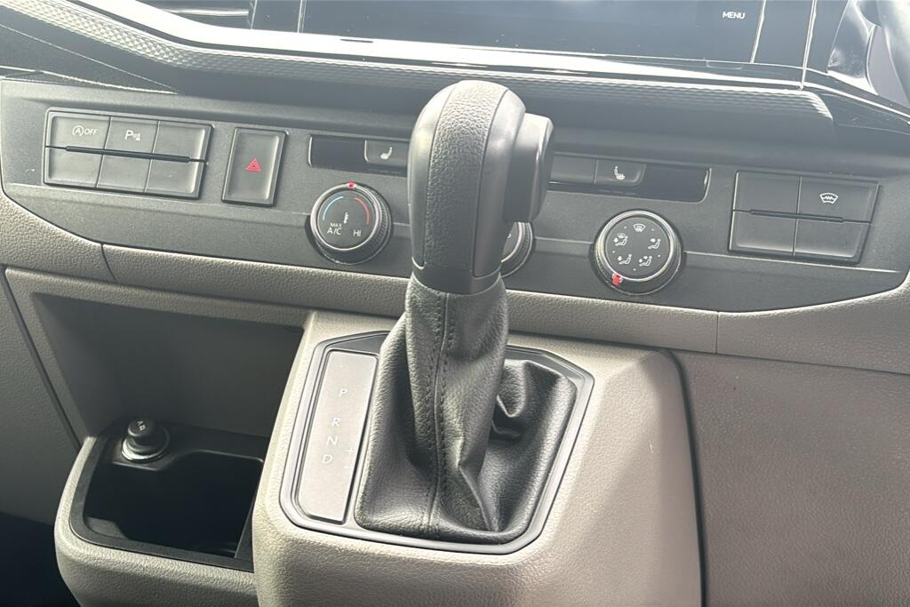 Main listing image - Volkswagen Transporter