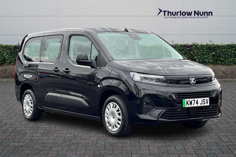 Main listing image - Vauxhall Combo Life-e