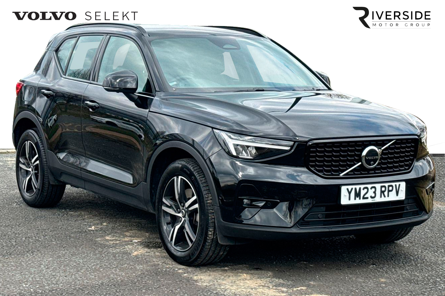 Main listing image - Volvo XC40