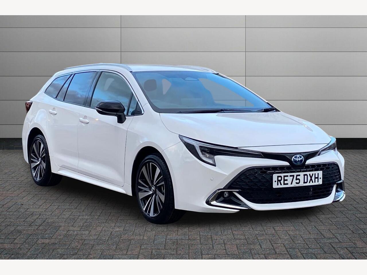 Main listing image - Toyota Corolla Touring Sport