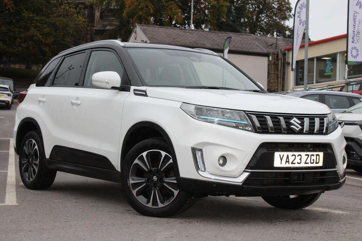 Main listing image - Suzuki Vitara