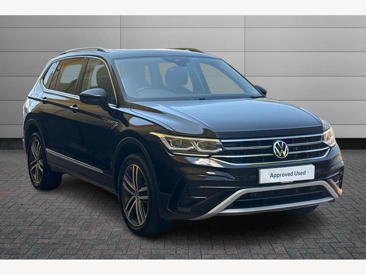 Main listing image - Volkswagen Tiguan Allspace