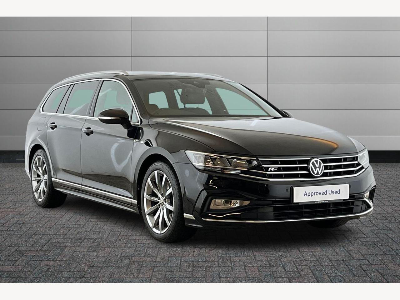 Main listing image - Volkswagen Passat Estate